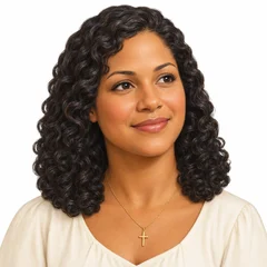 Retrato de Clara Menezes, redação diária do portal