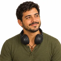 Retrato de Davi Andrade, vídeos do portal