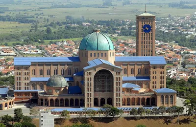Basilica of the National Shrine of Our Lady of Aparecida, 2007.jpg