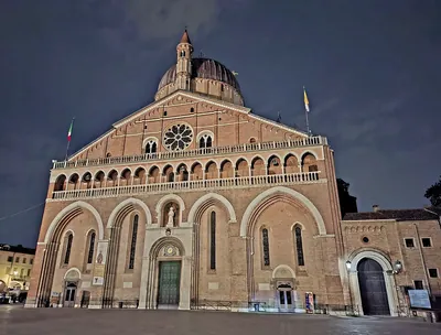 Padova, Basilica di Sant'Antonio, exterior (3).jpg