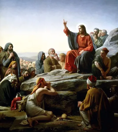 Pintura de Carl Bloch mostrando Jesus sentado no alto de um monte, ensinando a multidão no Sermão da Montanha