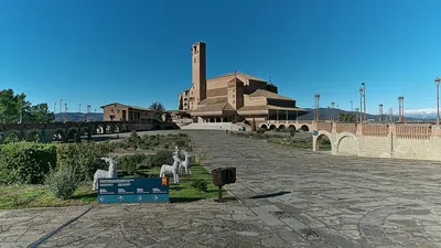 Santuario de Torreciudad (Secastilla).jpg